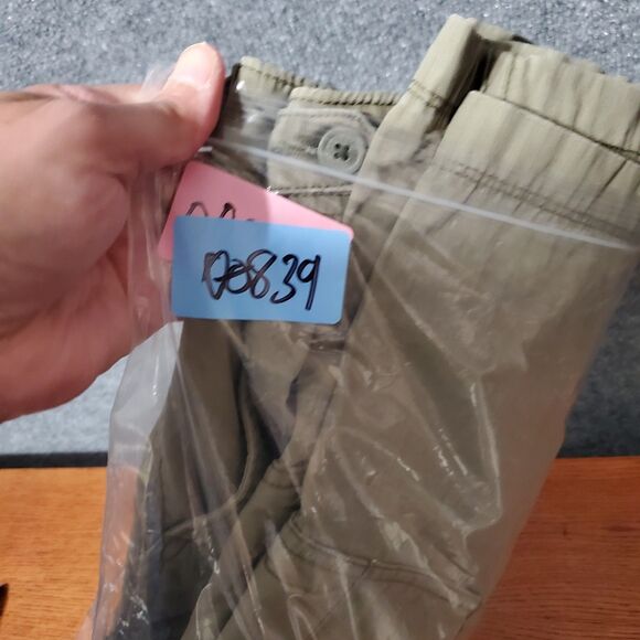 Levi's Two Horse Brand Cargo Shorts Mens 42 Retro Military Outdoor Utility Work - Picture 13 of 13